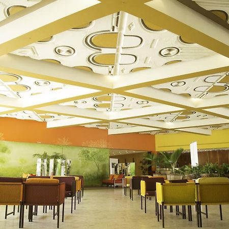 Heden Golf Hotel Abidjan Exterior foto